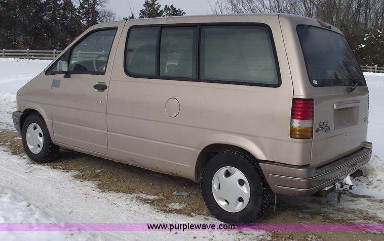 image for item 5533 1994 Ford Aerostar XL seven passenger van