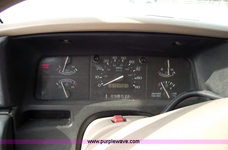 image for item 5533 1994 Ford Aerostar XL seven passenger van