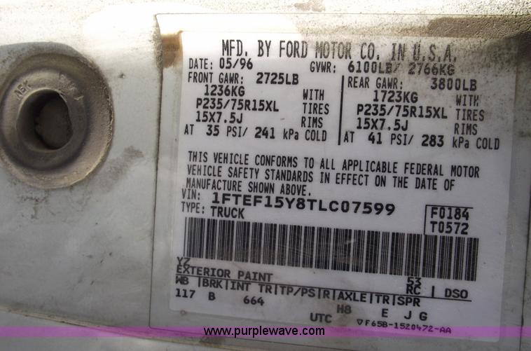 image for item 5535 1996 Ford F150 XL pickup truck