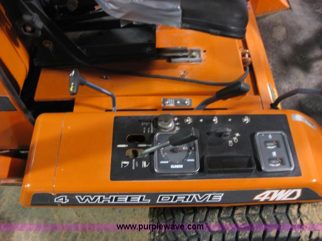 image for item 5548 Kubota F2000 mower