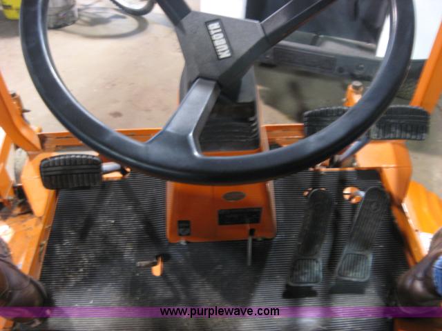 image for item 5548 Kubota F2000 mower