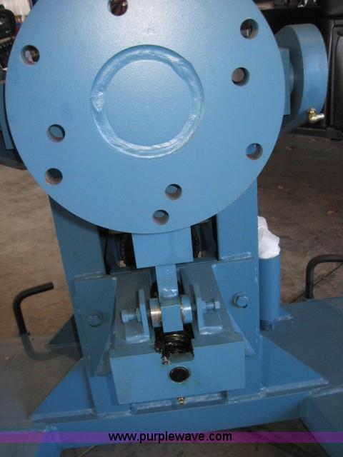 image for item 5591 Kent-Moore engine stand