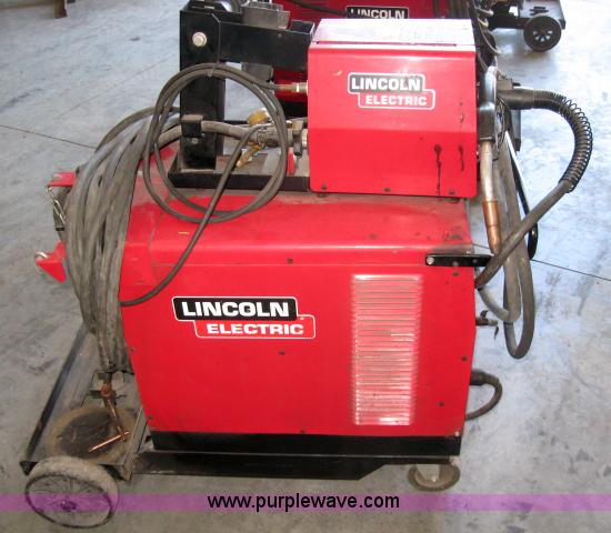 image for item 5592 Lincoln electric wire feed welder