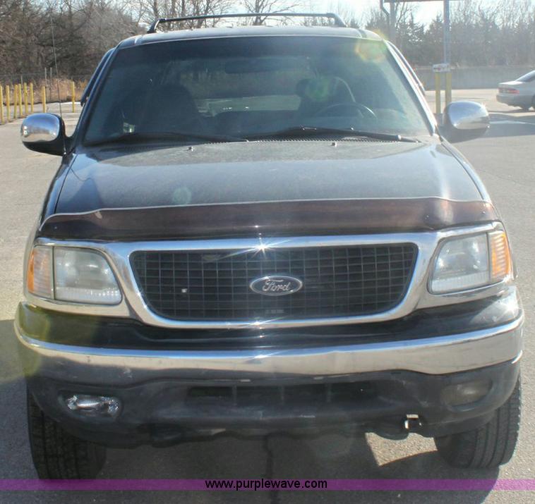 image for item 6272 1999 Ford Expedition XLT SUV
