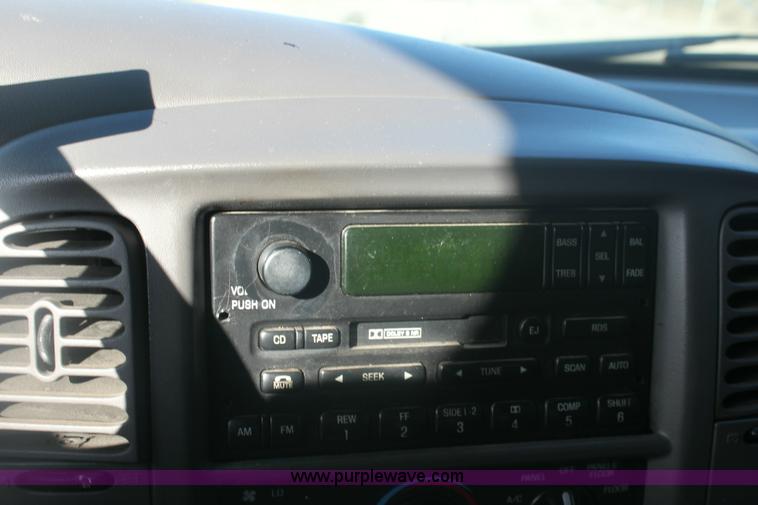 image for item 6272 1999 Ford Expedition XLT SUV