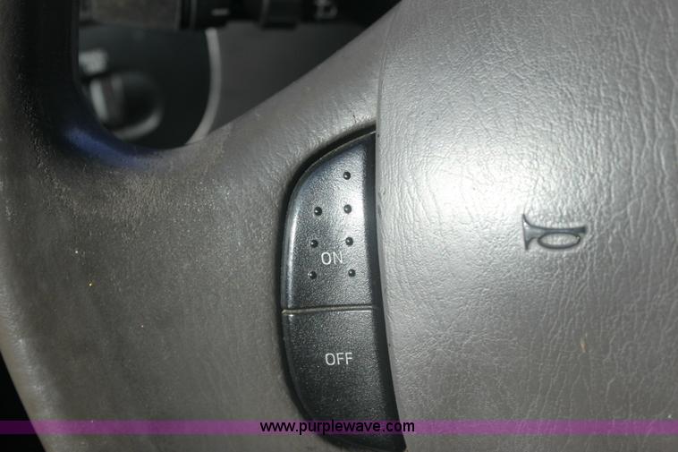 image for item 6272 1999 Ford Expedition XLT SUV