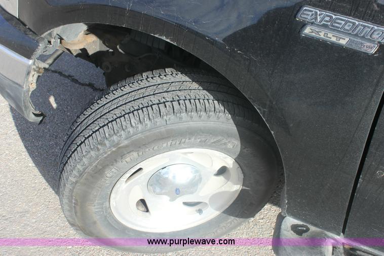 image for item 6272 1999 Ford Expedition XLT SUV