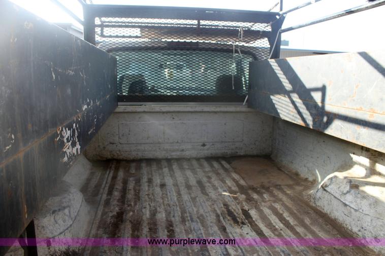 image for item 6273 1995 Ford F350 XL pickup truck