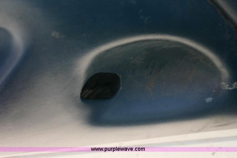 image for item 6273 1995 Ford F350 XL pickup truck