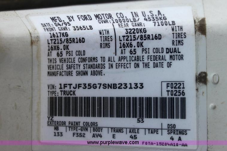 image for item 6273 1995 Ford F350 XL pickup truck