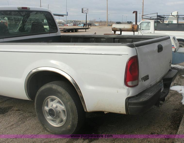image for item 6275 2000 Ford F250 XL Super Duty pickup truck