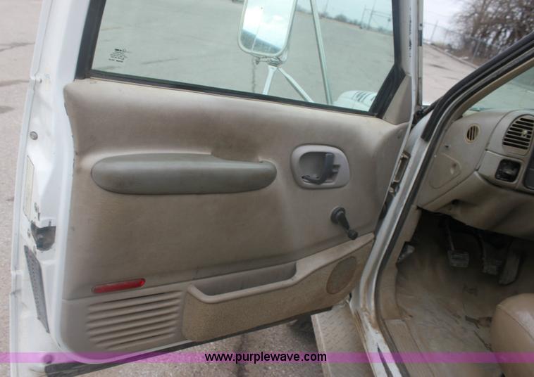 image for item 6276 1996 GMC Sierra C3500 SL Heavy Duty pickup truck