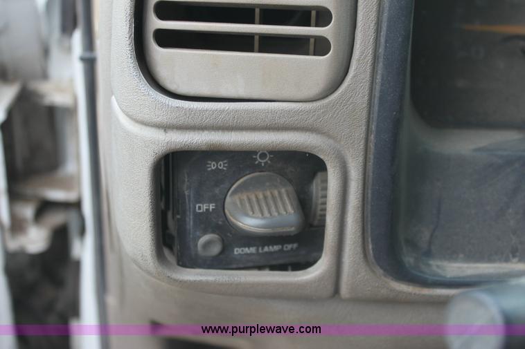 image for item 6276 1996 GMC Sierra C3500 SL Heavy Duty pickup truck