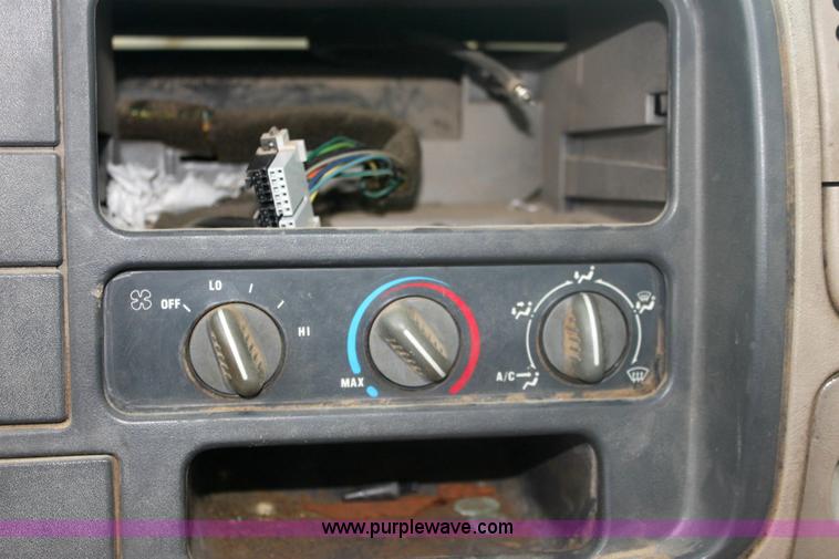 image for item 6276 1996 GMC Sierra C3500 SL Heavy Duty pickup truck