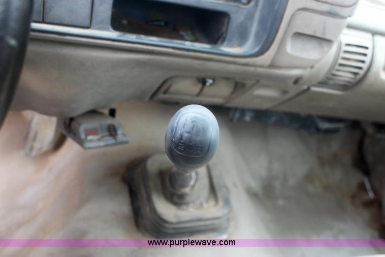 image for item 6276 1996 GMC Sierra C3500 SL Heavy Duty pickup truck