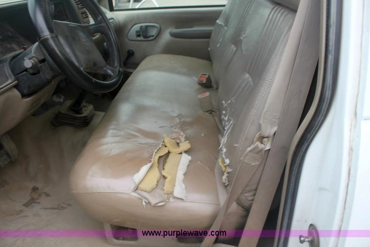 image for item 6276 1996 GMC Sierra C3500 SL Heavy Duty pickup truck