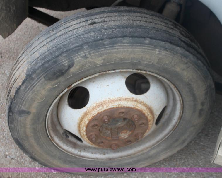 image for item 6276 1996 GMC Sierra C3500 SL Heavy Duty pickup truck