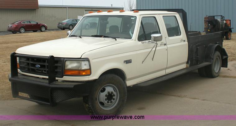 image for item 6279 1996 Ford F350 XL crew cab pickup truck