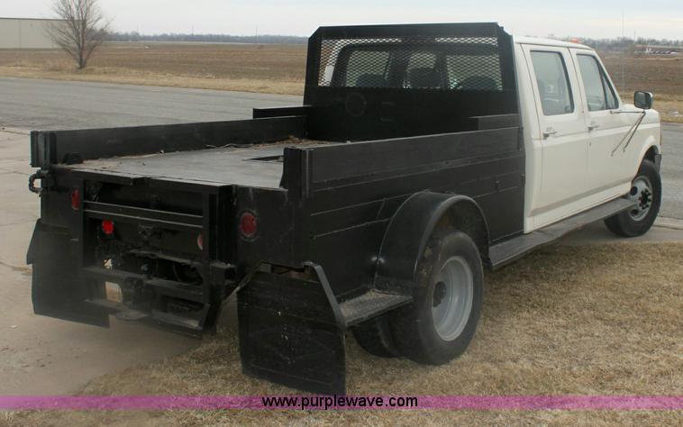 image for item 6279 1996 Ford F350 XL crew cab pickup truck