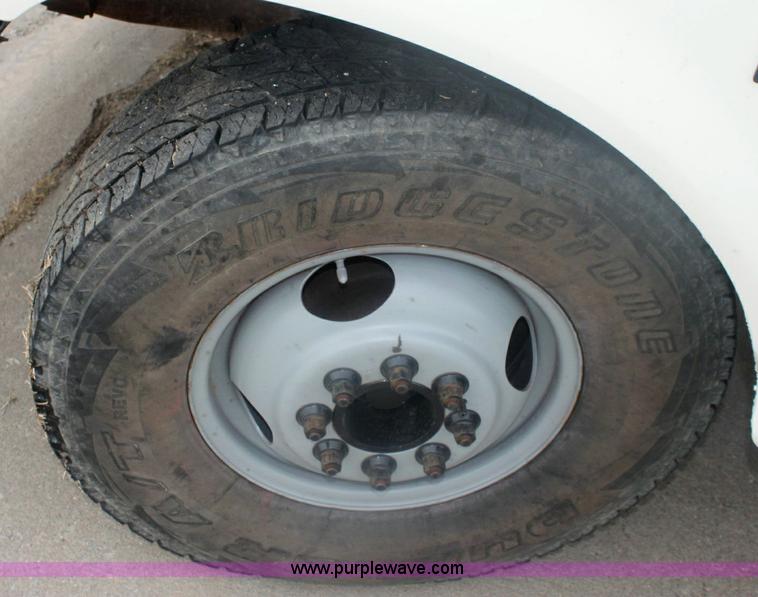 image for item 6279 1996 Ford F350 XL crew cab pickup truck