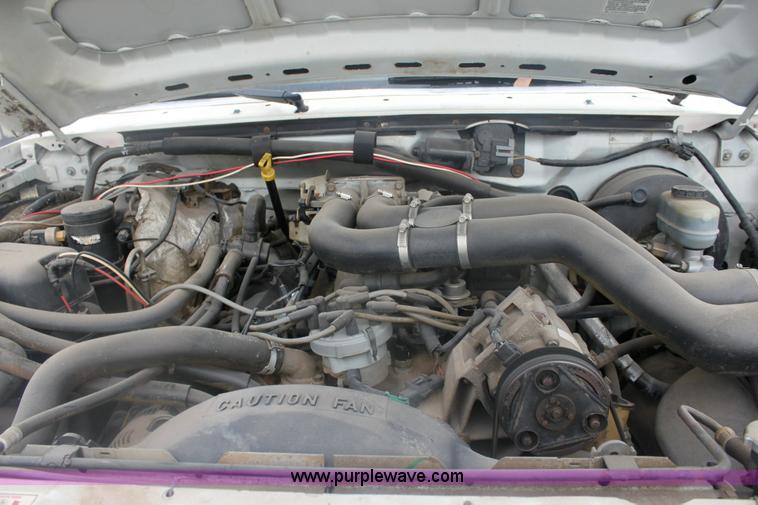 image for item 6279 1996 Ford F350 XL crew cab pickup truck