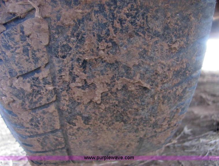 image for item 6827 2002 tandem axle car trailer