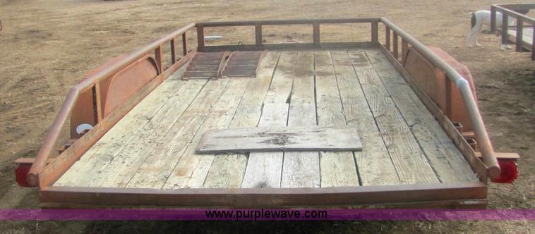 image for item 6828 1995 tandem axle car trailer