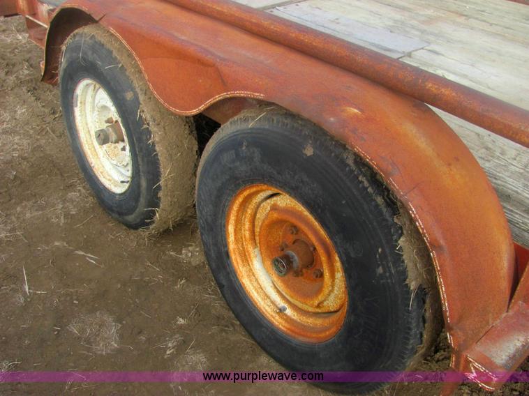 image for item 6828 1995 tandem axle car trailer