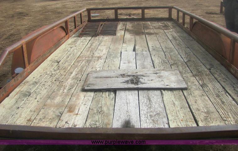 image for item 6828 1995 tandem axle car trailer