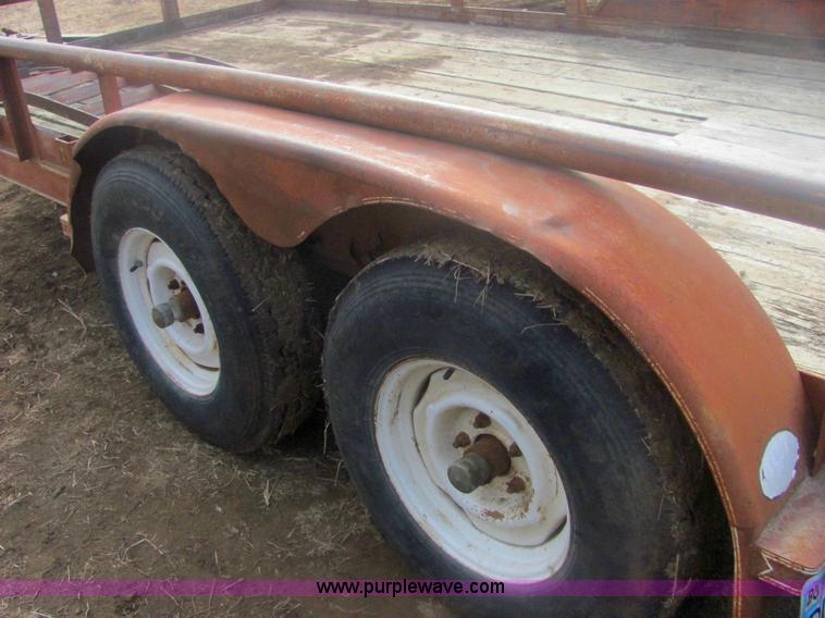 image for item 6828 1995 tandem axle car trailer