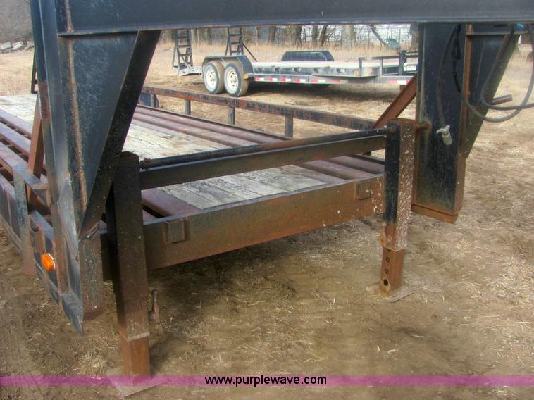 image for item 6829 1990 goose neck tandem axle trailer