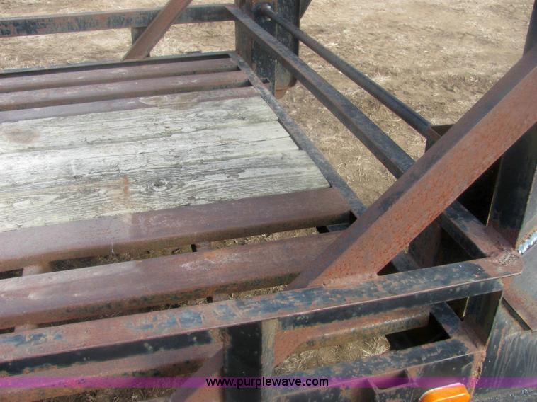 image for item 6829 1990 goose neck tandem axle trailer