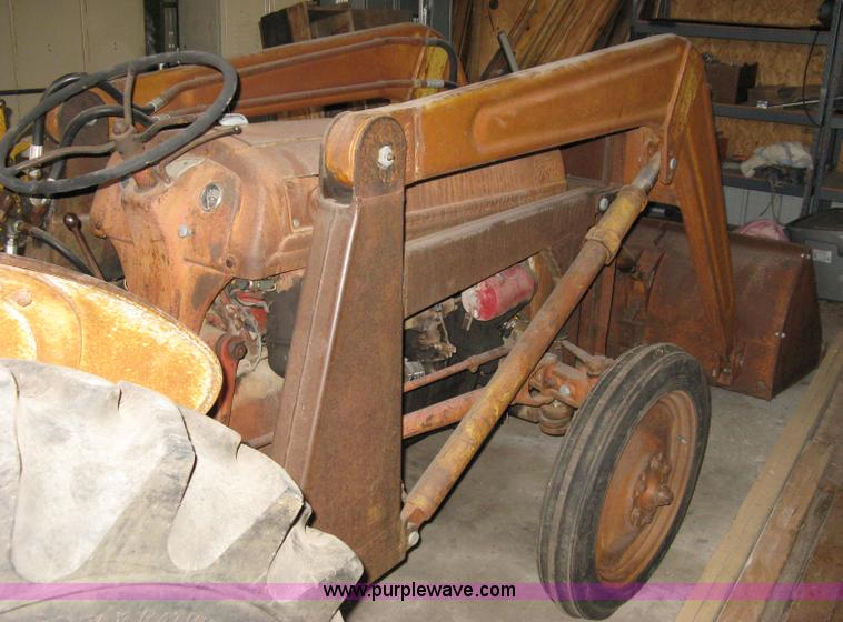 image for item 8111 Ford 8N tractor with loader