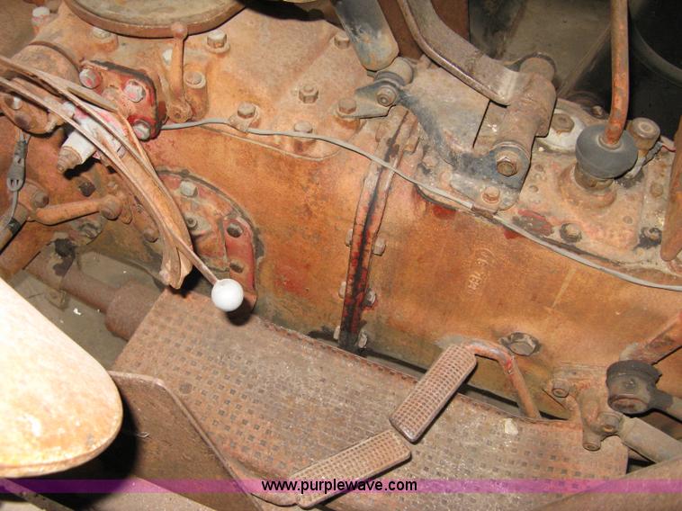 image for item 8111 Ford 8N tractor with loader