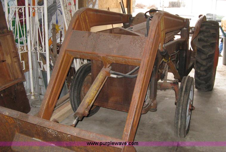 image for item 8111 Ford 8N tractor with loader