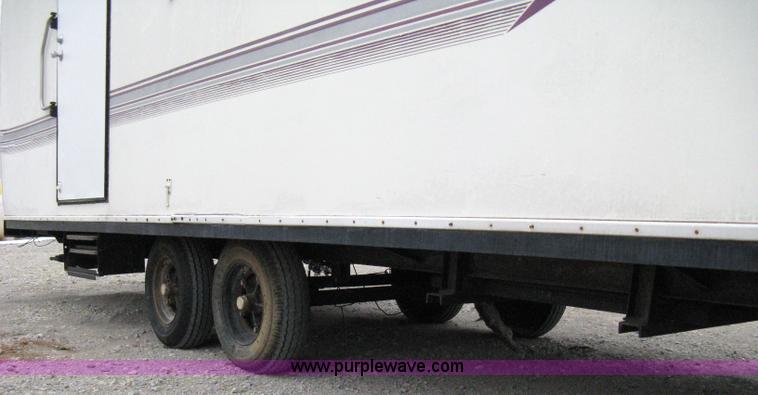 image for item 8113 1985 PCFC job trailer