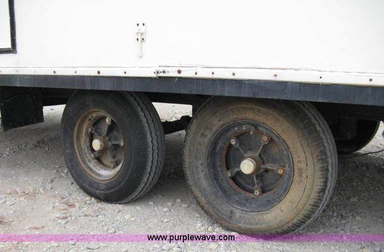 image for item 8113 1985 PCFC job trailer