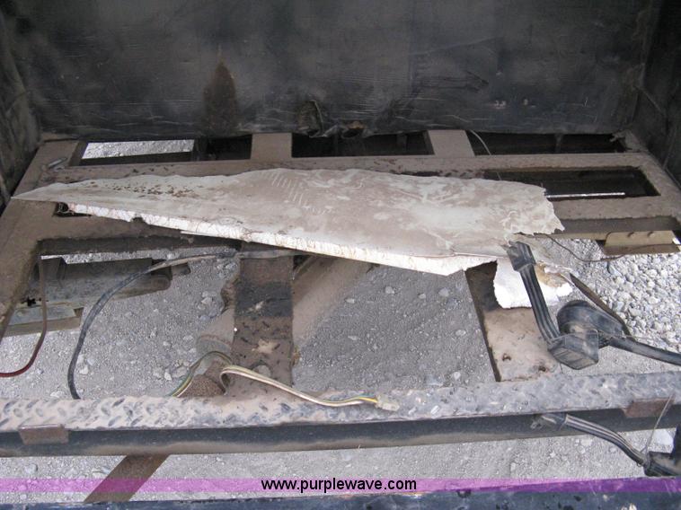 image for item 8113 1985 PCFC job trailer