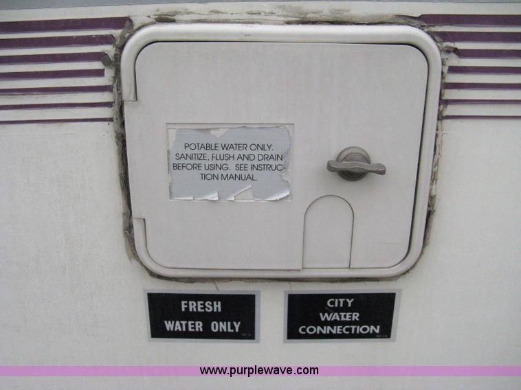 image for item 8113 1985 PCFC job trailer