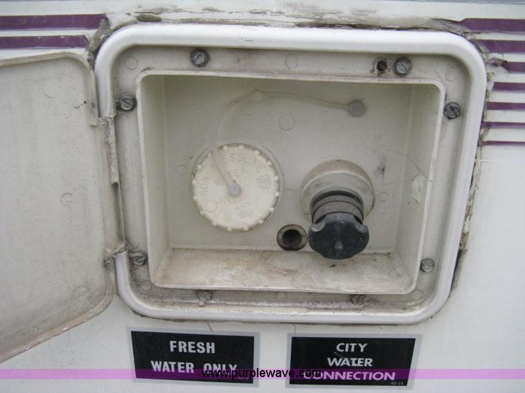 image for item 8113 1985 PCFC job trailer