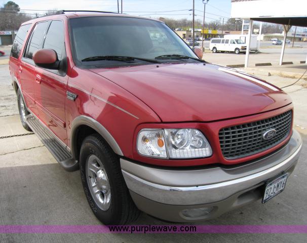 image for item 8114 2000 Ford Expedition Eddie Bauer SUV