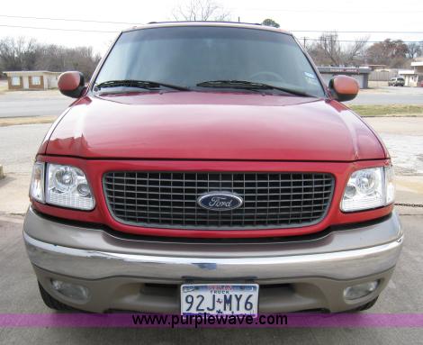 image for item 8114 2000 Ford Expedition Eddie Bauer SUV