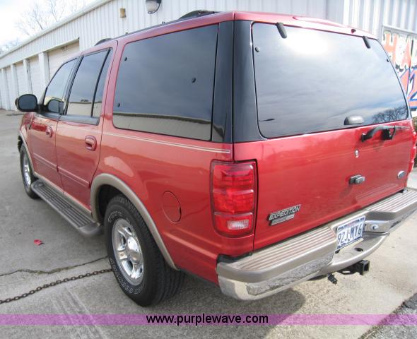 image for item 8114 2000 Ford Expedition Eddie Bauer SUV