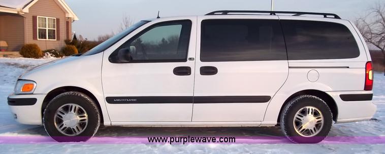 image for item 9002 2001 Chevrolet Venture LS seven passenger mini van