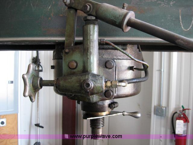 image for item 9597 Hydraulic shop press