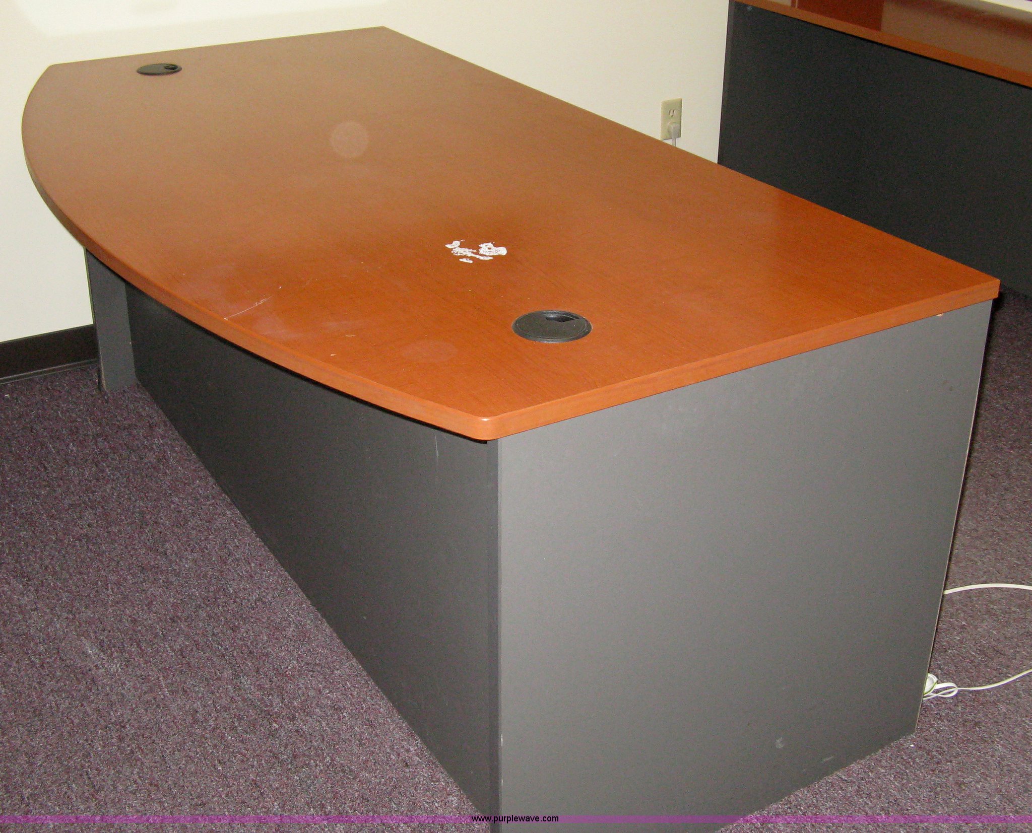 Furniture in Derby, KS Item 8166 sold Purple Wave