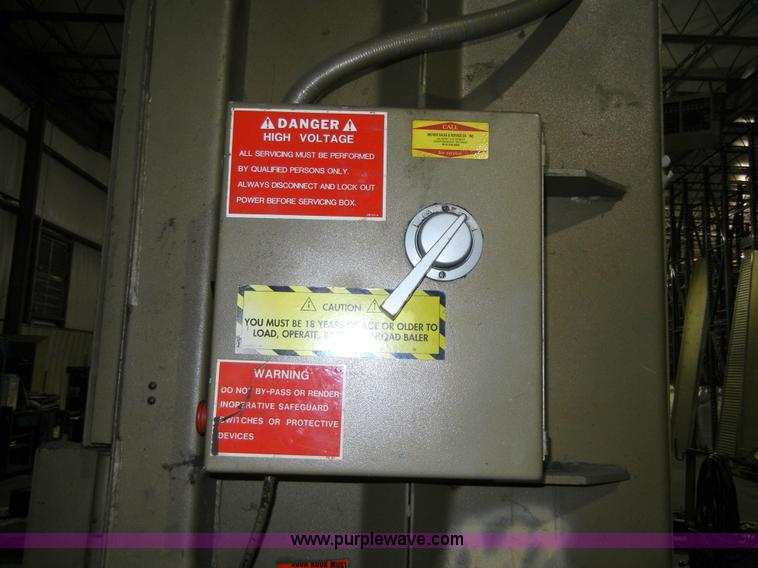 image for item 2054 Piqua series 30 cardboard baler