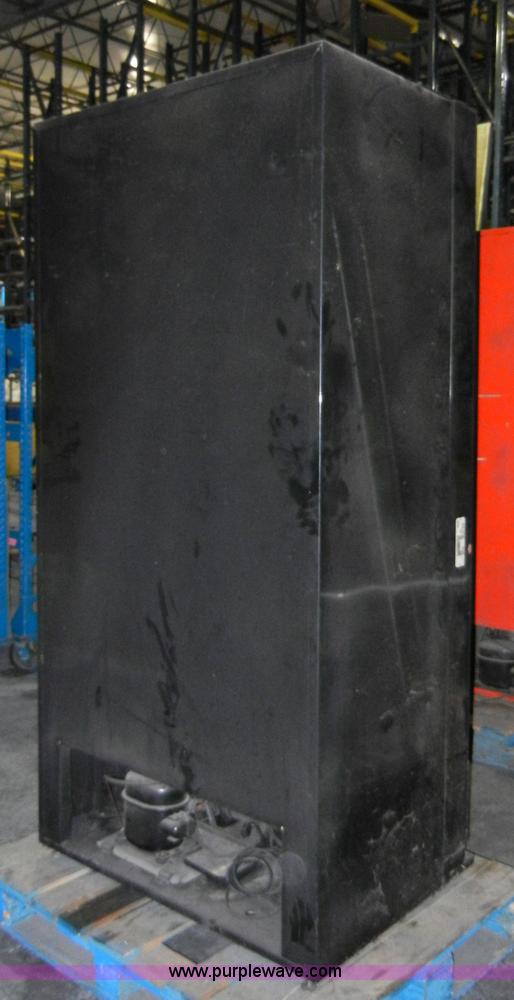 image for item 2068 Soda machine