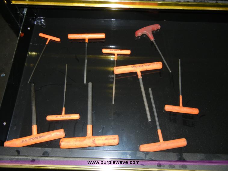 image for item 2362 Assorted tools