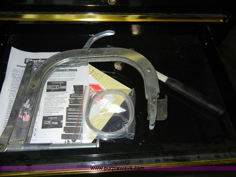 image for item 2362 Assorted tools